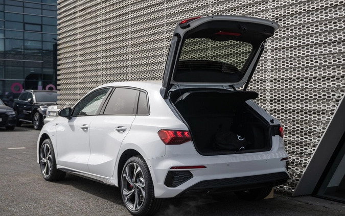 Audi A3 cena 161483 przebieg: 5, rok produkcji 2024 z Góra Kalwaria małe 326